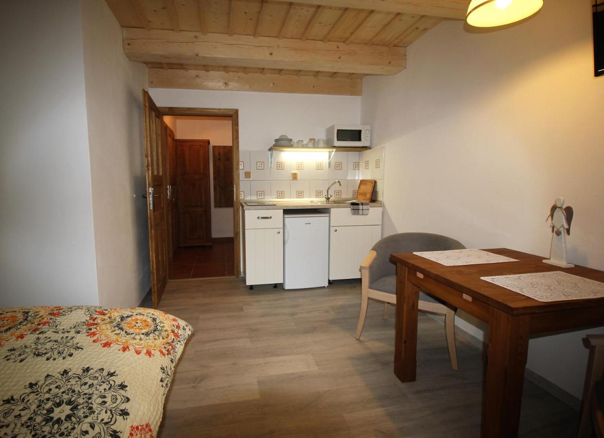 Apartmany U Knajflu Ceske Petrovice Bagian luar foto