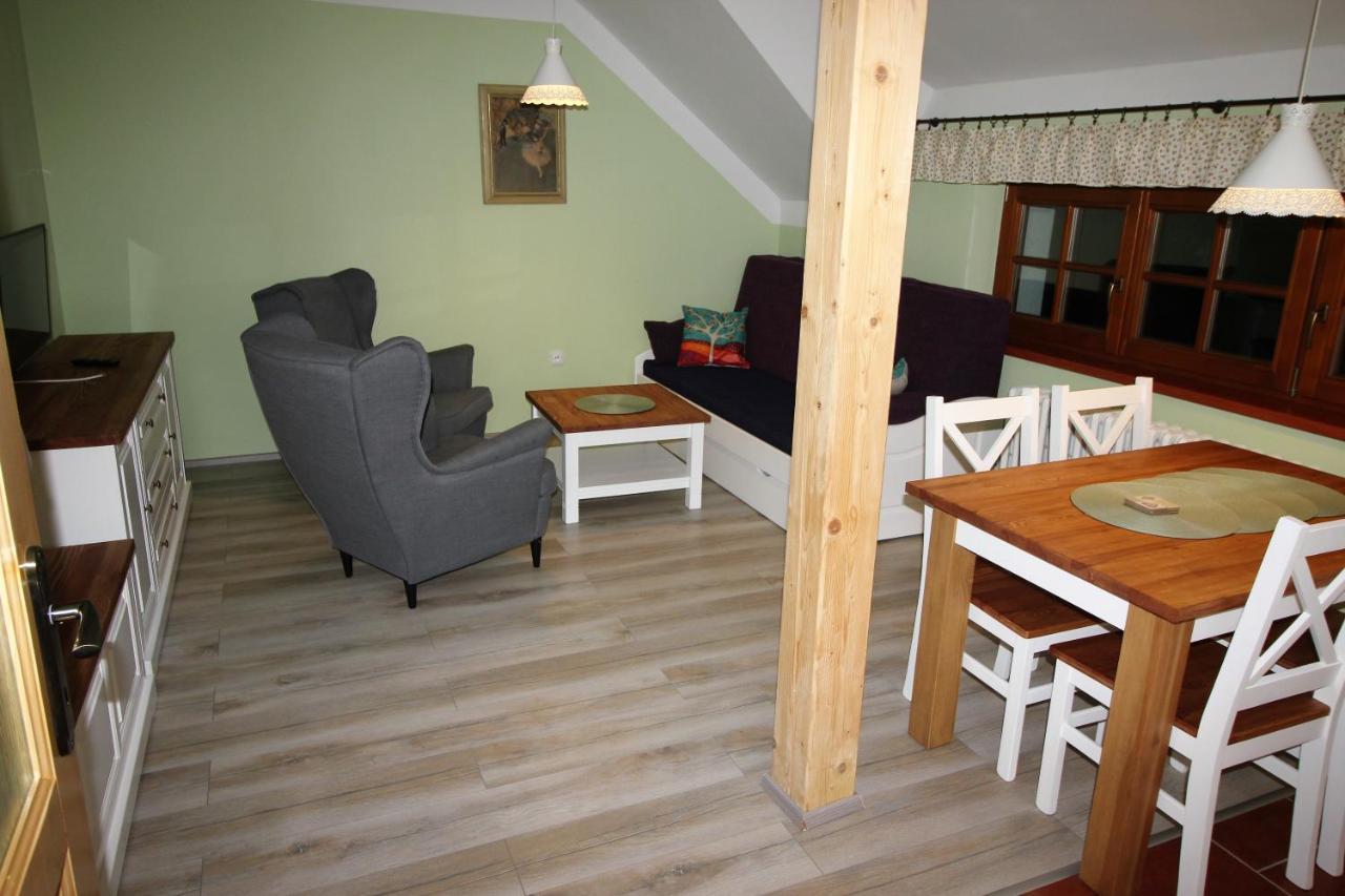 Apartmany U Knajflu Ceske Petrovice Bagian luar foto